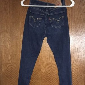 HOLDING FOR TRISHYSTORM ❤️